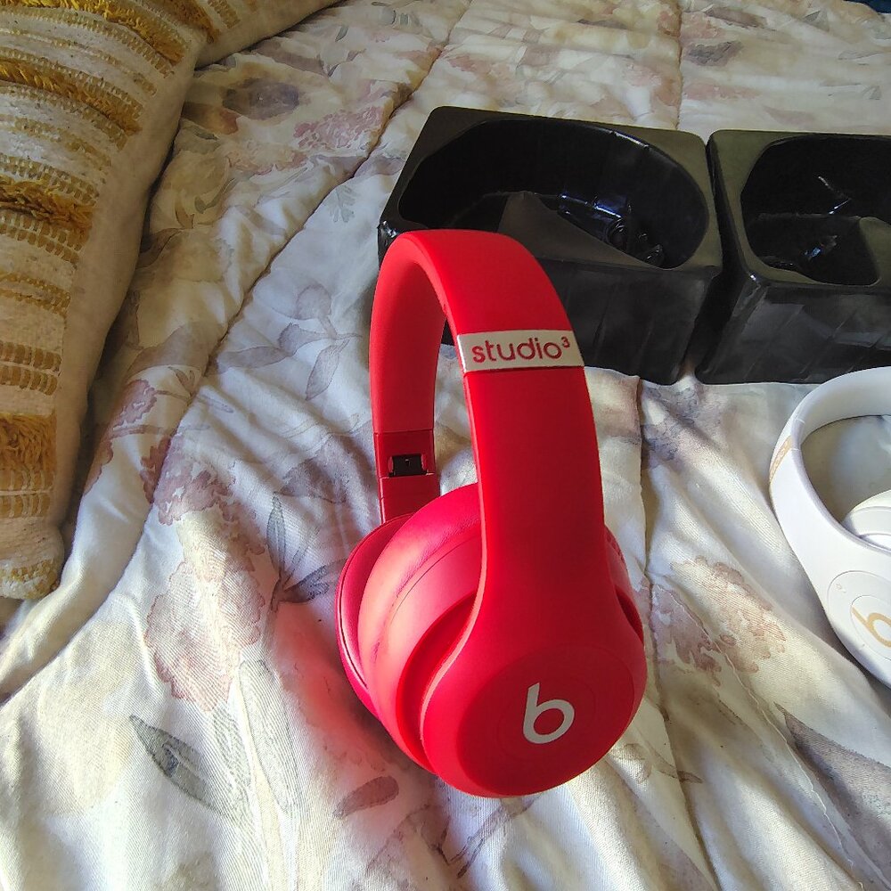 Beats Studio 3 - Red